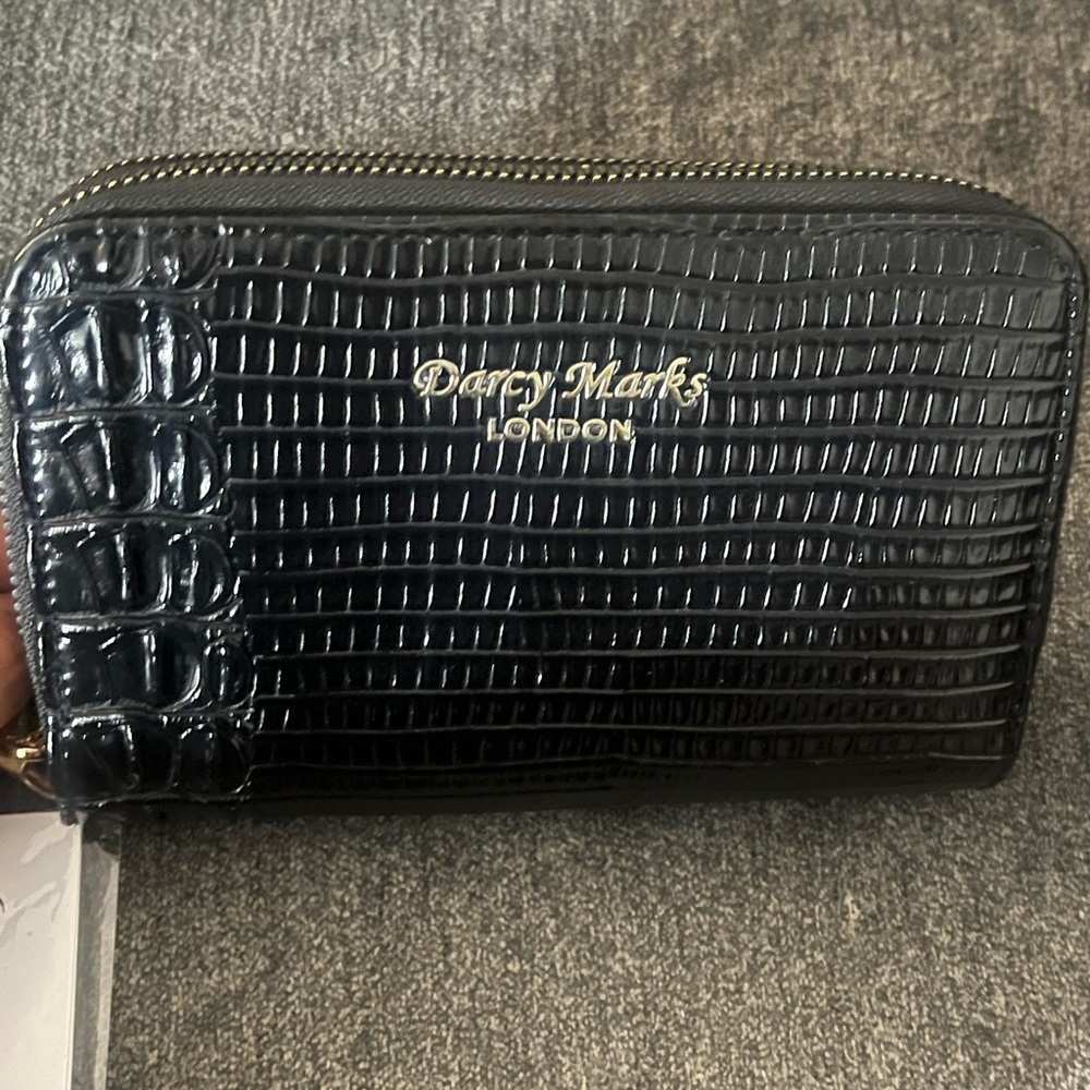 Brand New Darcy Marks Wallet